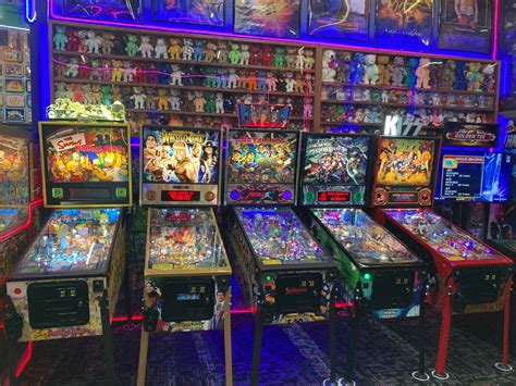 Next Level Pinball Museum in Oregon levels up! | Locations to play ...