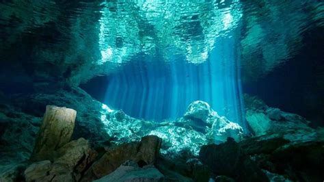 Plongée souterraine au Mexique Cave Diving in Yucatan Mexico