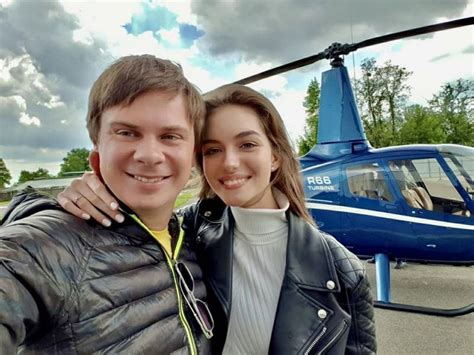 Відомий мандрівник Дмитро Комаров з дружиною відвідали Тунель кохання | ОГО