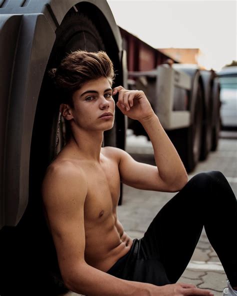 Victor Perez в Instagram 🔥 Victor Cute Instagram Comments Cute Boys