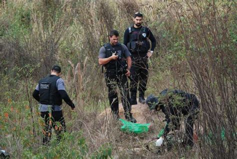 Jovem é Assassinado E Tem Corpo Enterrado Em Terreno De Itaboraí O