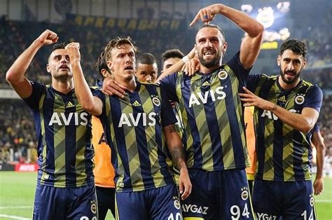 Fenerbahçe Antalyaspor u Konuk Ediyor