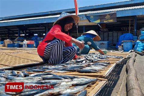 Nelayan Banyuwangi Merasakan Angin Segar Hasil Tangkapan Ikan Melimpah