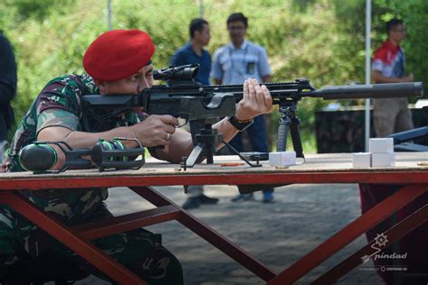 Pt Pindad Persero Kunjungi Pindad Danjen Kopassus Tinjau Lini