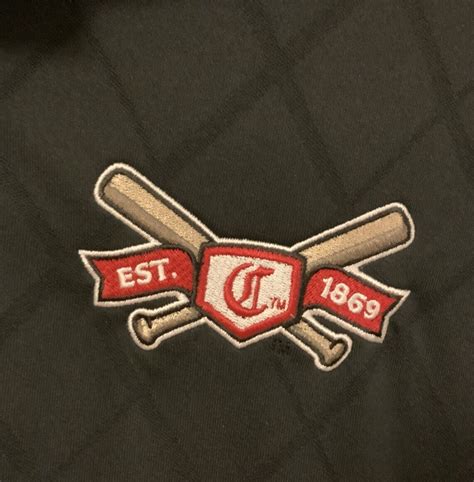 Cincinnati Reds Major League Baseball Logo On A Nike Gem