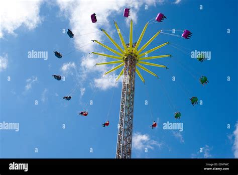 Amusement Park Ride Hi Res Stock Photography And Images Alamy