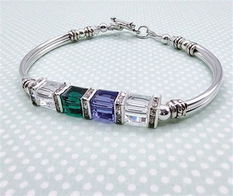 Personalized Mothers Birthstone Bracelet Mums Birthstone Jewelry