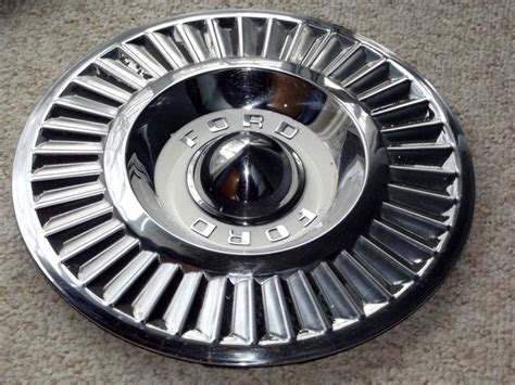 Sell Ford Thunderbird Hubcap Wheel Cover Oem Original In