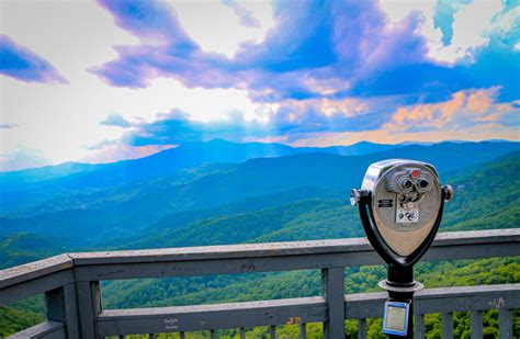 Visiting the Blowing Rock Attraction in Blowing Rock NC - Blue Ridge ...