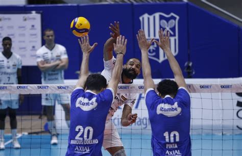 Contra o Itambé Minas Suzano Vôlei protagoniza maior set da história