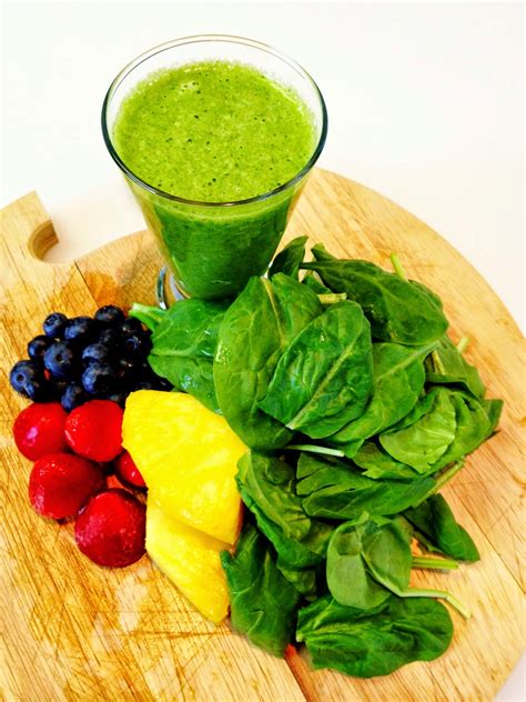 3 Amazing Benefits Of Green Smoothies | Diva Likes