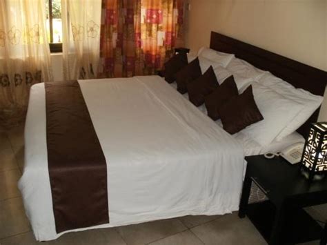 Morogoro Hotel ($̶6̶1̶) $57 - UPDATED 2017 Prices & Reviews - Tanzania ...