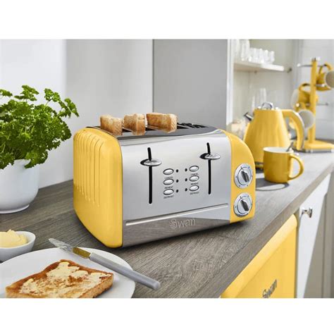 Swan Retro 4 Slice Toaster Stainless Steel 1600 W Yellow Buysbest