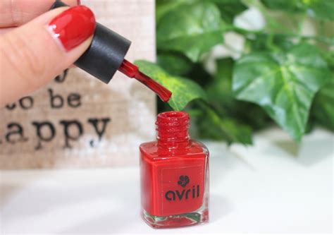 Avril Beaut Et Son Vernis Ongles Rouge Op Ra Pour Des Ongles Sublim S