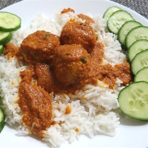 30 Minutes Chicken Meatball Curry Naush Kitchen Routine