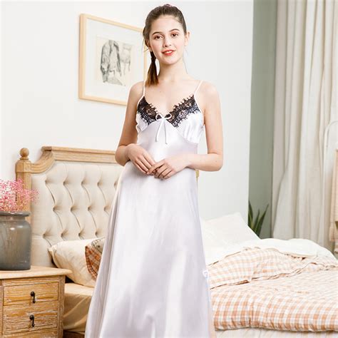 China Hot Sexy Women Lace Night Dress For Honeymoon China Nightwear