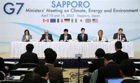 ministers pledge tw  solar power  speed  fossil fuel phase
