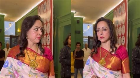 Hema Malini Said To Fan Yahan Selfie Lene Ke Liye Thodi Na Aaye Hain