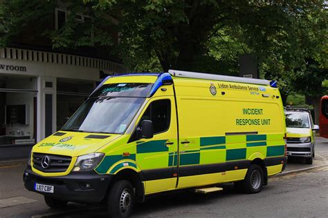 London Ambulance Service Mercedes Sprinter Hazardous Are Flickr