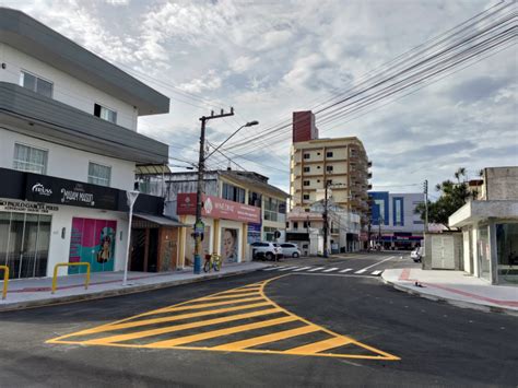 Rua Manoel Moreira Maia Passa A Ter M O Dupla Em Navegantes Jornal