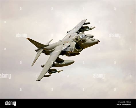 Harrier Jet Hi Res Stock Photography And Images Alamy