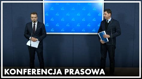 Konferencja prasowa rzecznika PiS Rafała Bochenka oraz posła Dariusza