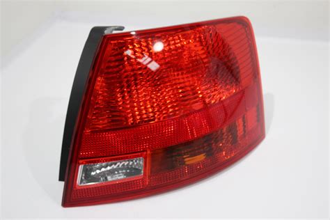 Audi A4 B7 Avant Rear Os Right Outer Tail Light Cluster New 446 1910r £