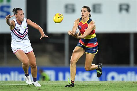 Aflw Crows Defender Chelsea Randall Cleared For Preliminary Final Au