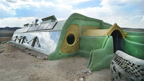 Earthship Une Maison Cologique En Forme De Serre