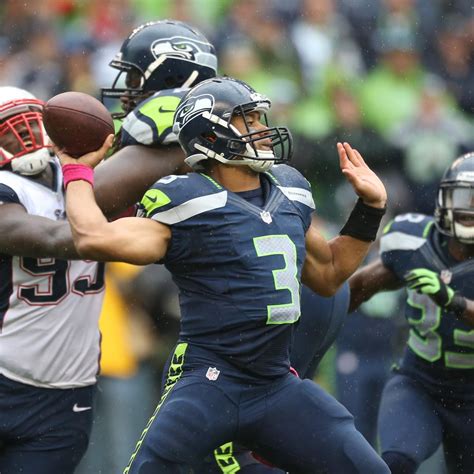 Seattle Seahawks What To Make Of Russell Wilsons Hot Inconsistent