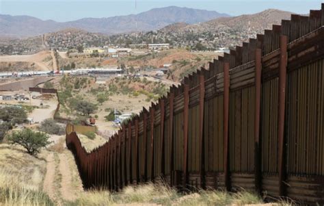 Morgue En Frontera De Arizona Se Ve Obligada A Ampliar Instalaciones