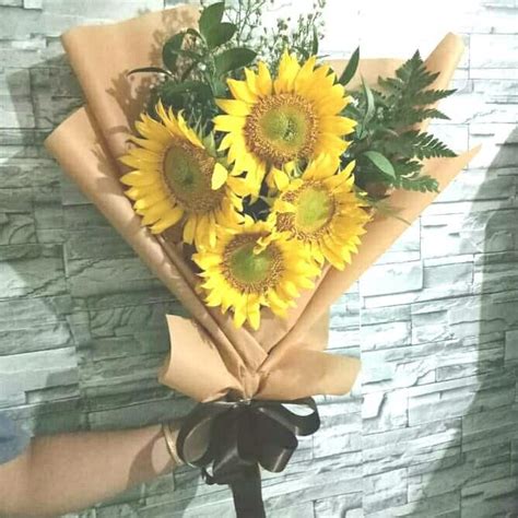 Jual Hand Bouquet Bunga Matahari Asli Sun Flower Bucket Wisuda