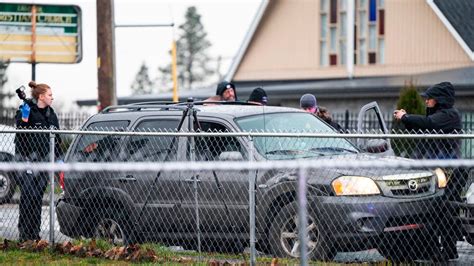 Man Shot Killed By Tacoma Police After Fleeing Officers Tacoma News Tribune