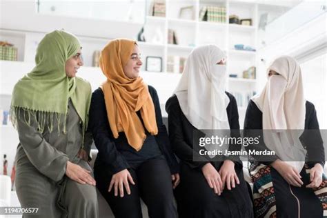 Polygamy Muslim Photos And Premium High Res Pictures Getty Images