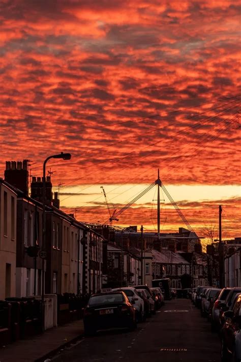 The stunning pictures of this week's glorious sunrises and sunsets ...