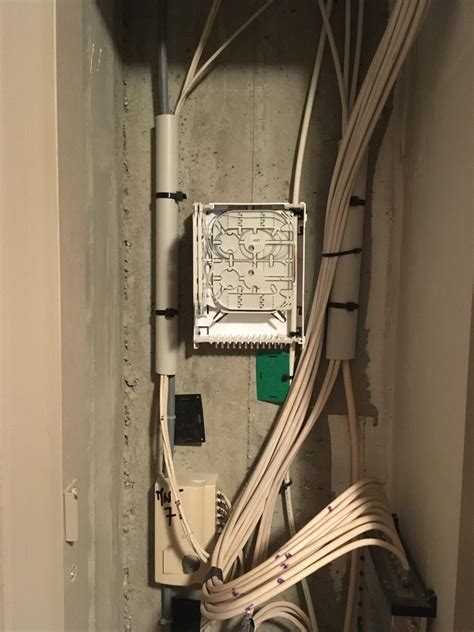 Reportage Installation De La Fibre Dans Un Immeuble R Sidentiel Aem