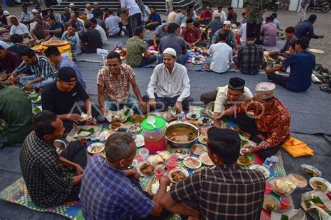 Kenduri Ramadhan Nuzulul Quran Di Aceh Antara Foto