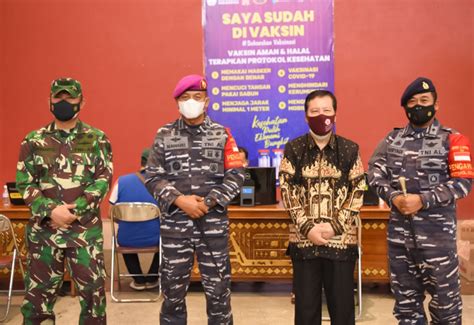 Tni Polri Serbuan Serentak Vaksin Nasional Covid Di Universitas