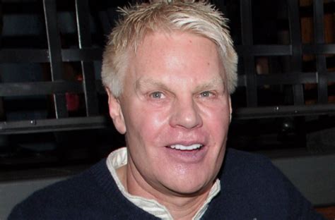 Abercrombie And Fitch Ceo Mike Jeffries Sexual Abuse Allegations What