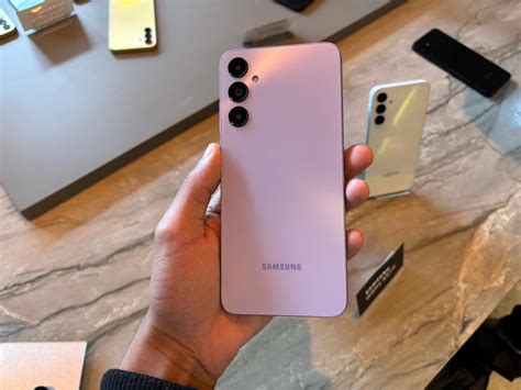 Galaxy A05s A15 LTE A15 5G e A25 5G são os novos celulares baratos da