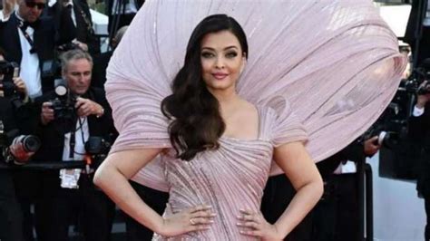 Aishwarya Rai Gets Brutally Trolled For Her Accent At Cannes Film Festival