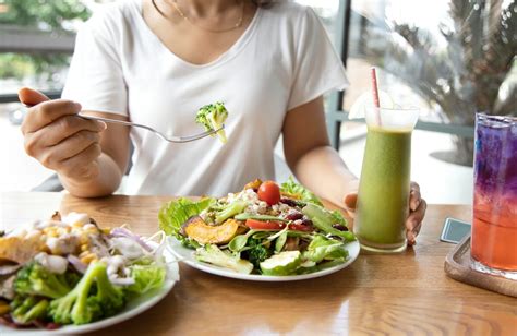 At risk for diabetes? A low-carb diet may help, study suggests - The ...