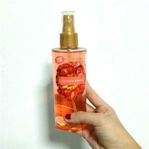 Authentic Brand New Victoria Secret Body Mist Luscious Kisses Women S