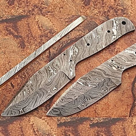 Handmade Damascus Steel Knife Blank Blade