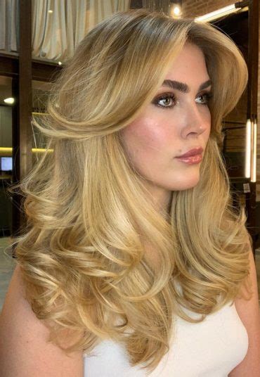 30 Flowing Long Layered Haircuts Golden Blonde 90s Haircut