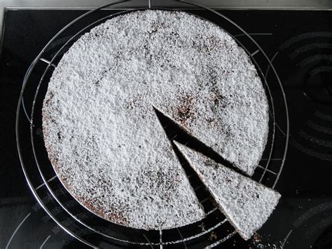 Himmlische Mohn Eierlikörtorte mit Mascarpone Backen24 Lust zu backen