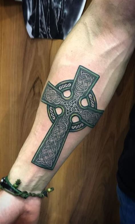 60 Celtic Cross Tattoos Journey Through Time And Culture Tattoo Me