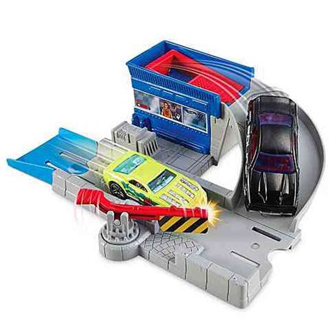 Hot Wheels Toolbooth Takedown osnovna proga nakupovanje v IgračeShop