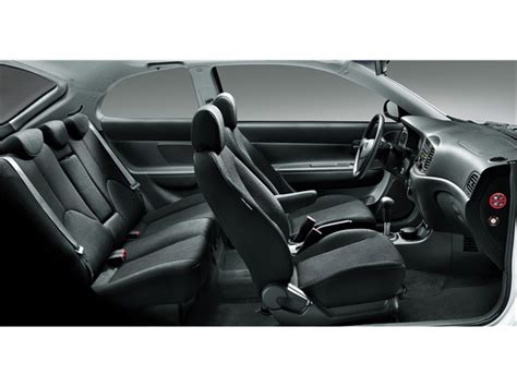 2011 Hyundai Accent: 16 Interior Photos | U.S. News