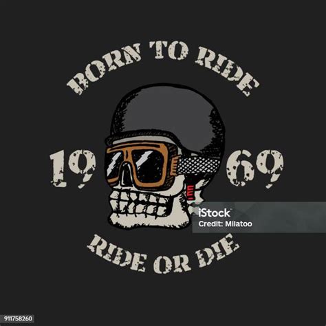 Grafis Kaos Sepeda Motor Vintage Lahir Untuk Naik Naik Atau Mati Kaos